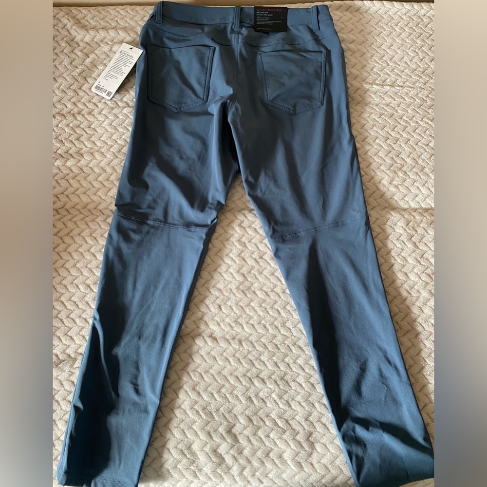 Lululemon ABC pant - slim